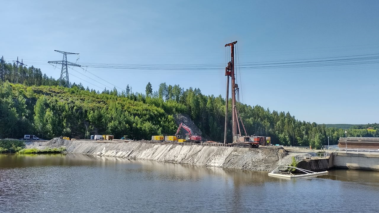 Melon pato RD pile wall drilling 